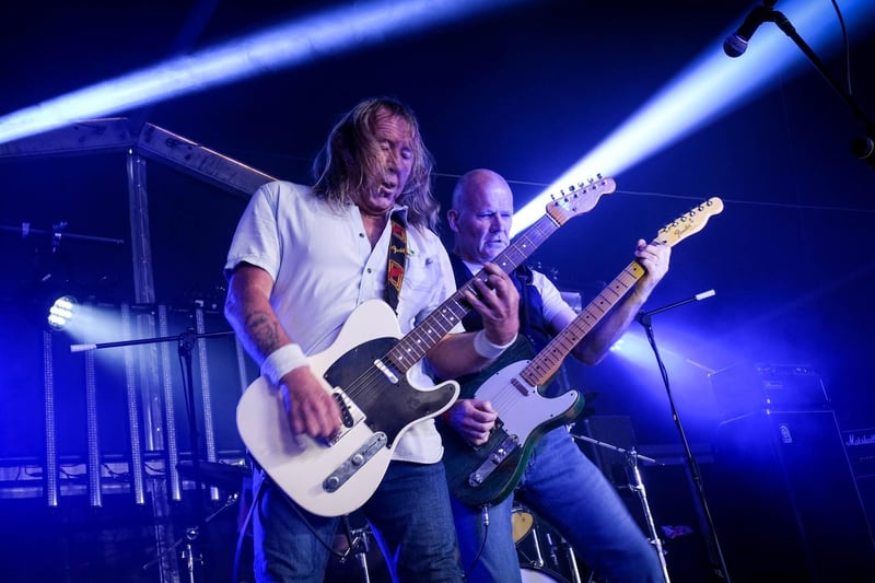 Status Quo tribute band State of Quo.