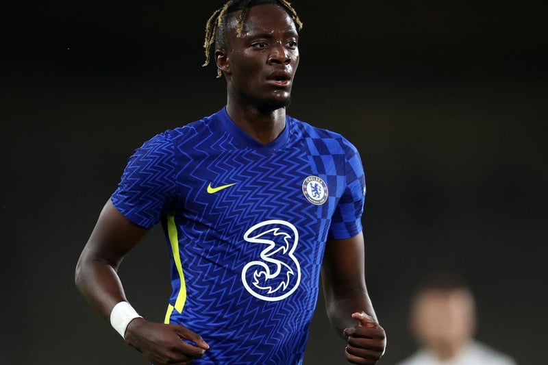 Chelsea striker Tammy Abraham has agreed to join Roma and will fly to Italy today for his medical. The Blues are set to include an 80m euros buy back clause which can be triggered in 2023. (Sky Italia).