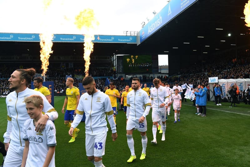 Leeds players arrive to a warm welcome ahead of kick-off.