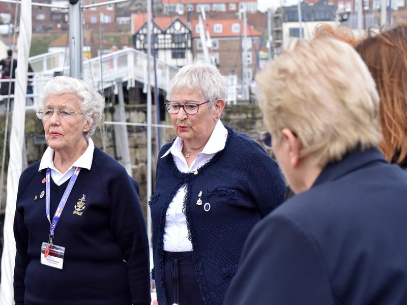 The Wrens are remembered on the pier.