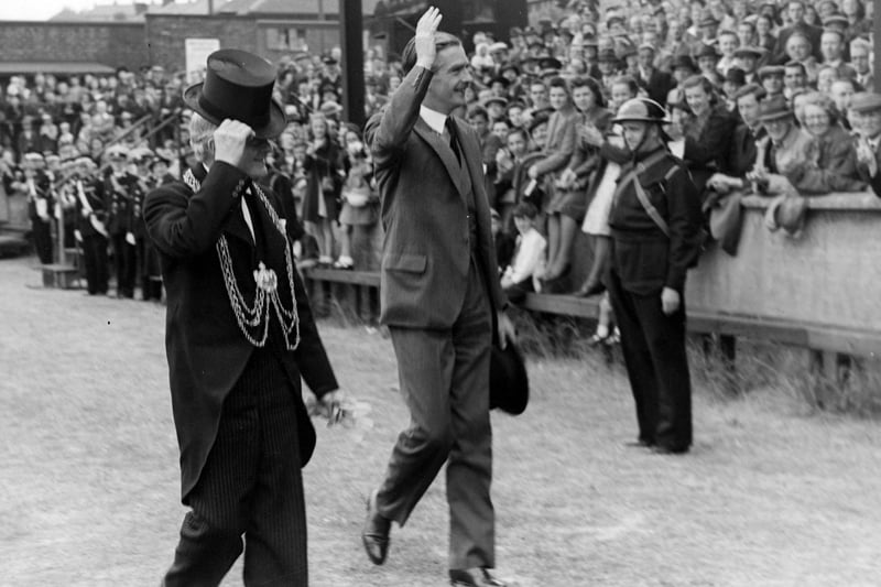 Anthony Eden greets the crowds.