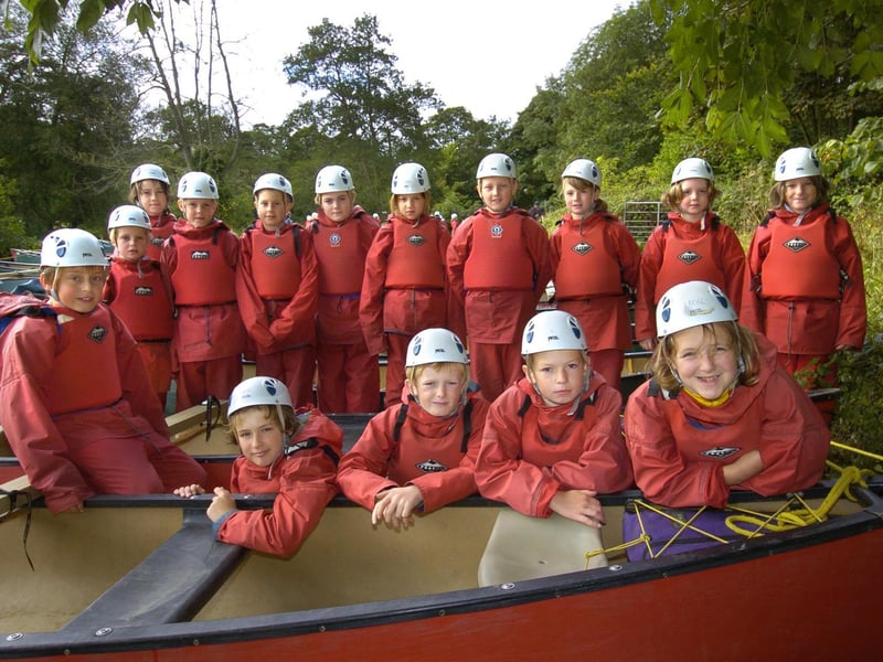 Lealholm School have a day of fun on the Esk with East Barnby outdoor education centre.