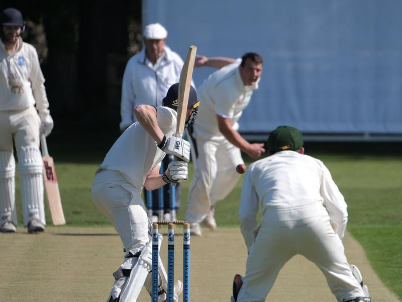 Brid 2nds skipper Andy Smith bowls to Ben Luntley
Photo by Richard Ponter