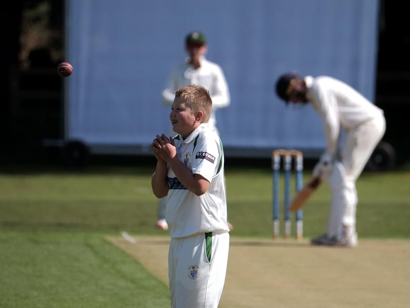 Thomas Shephard is thrown the ball by a Brid teammate

Photo by Richard Ponter