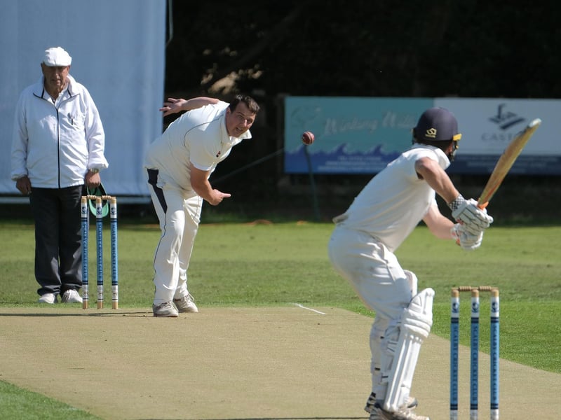 Bridlington 2nds v Scalby

Photo by Richard Ponter