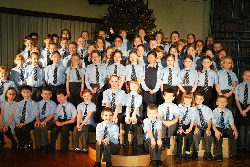 Songs4xmas with Carr Green J, I & N School back in 2007.