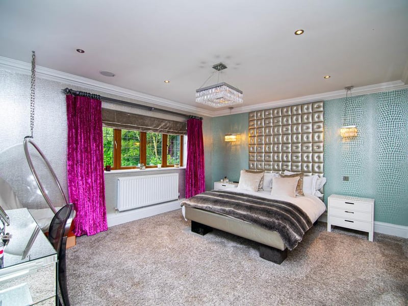 An example of one of the other bedrooms.