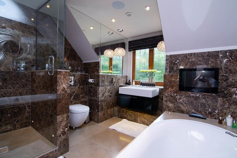 The guest bathroom in the luxury apartment.