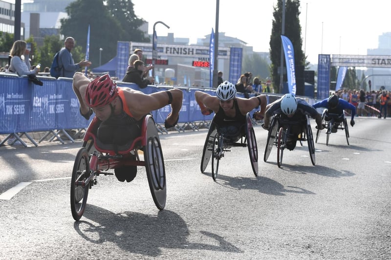 Wheelchair racers poised to start the race