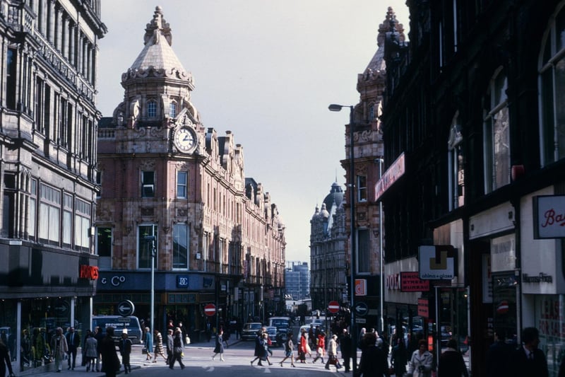 Albion Place looking east across Briggate towards King Edward Street in March 1975.