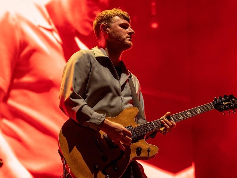 "Take over the world" and "Small bones" delighted the crowd
