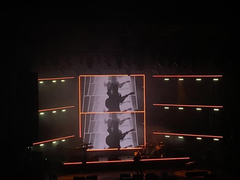 Before the set came to a close with "Lost control" and "The 17th"