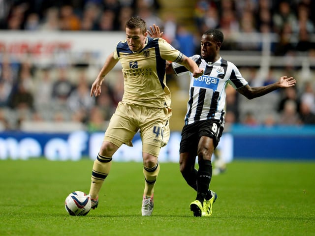 Think awful Leeds kits and this one jumps straight into your head. The Korma kit, as it came to be known, splashed a funny shade of something over Brian McDermott’s men.
Is it brown? Gold? Beige? This left-field choice of strip is remembered with both fondness and disgust as a quirky relic of its time.