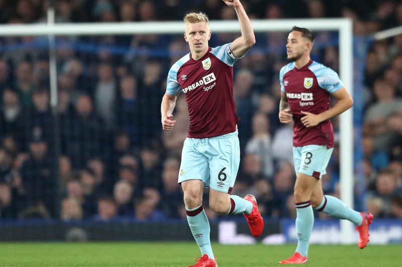 Marked his 200th Premier League game for the Clarets with the opening goal, heading past Pickford from close range. Then, from the restart, made a fine block to deny Allan. Pulled here, there and everywhere when Burnley lost their way after the hour.