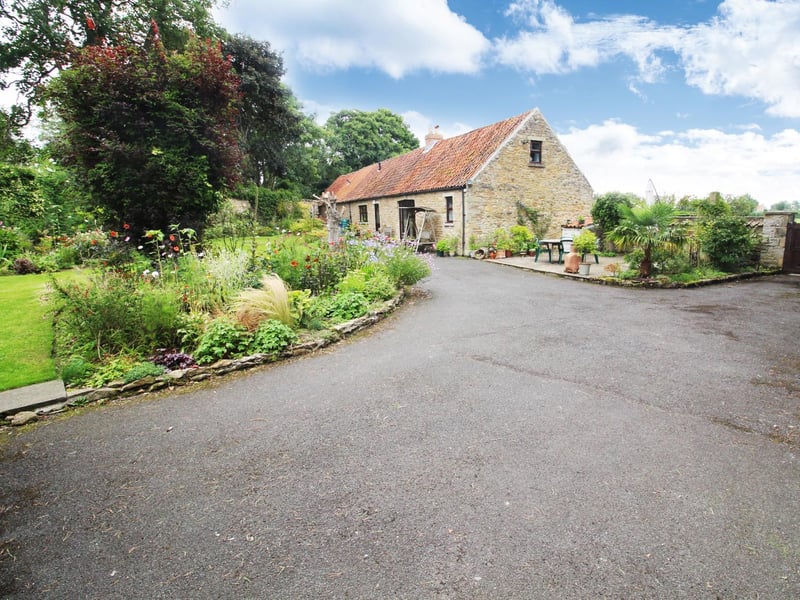 The property has a pleasing aspect from all angles.