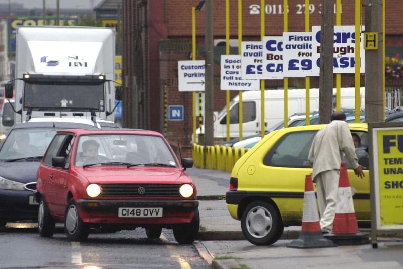 Motorists queue for petrol at ESSO filling station along Kirkstall Road.