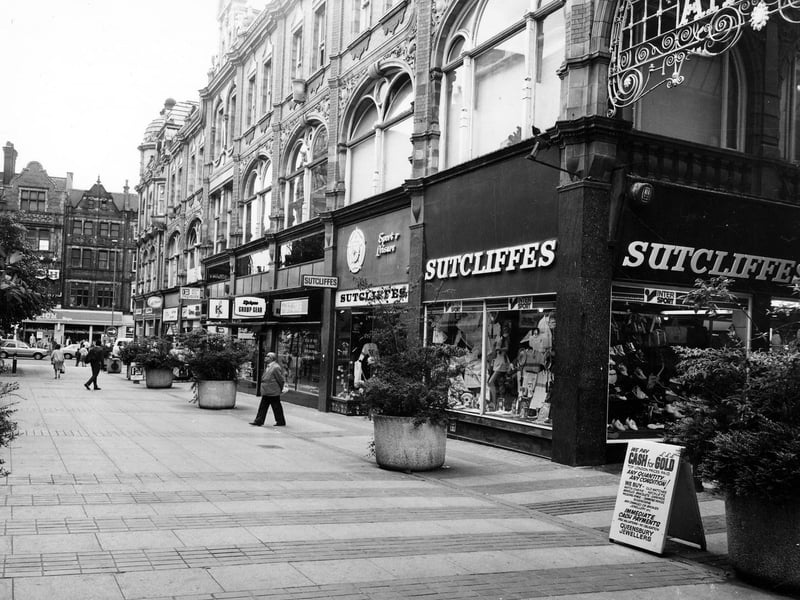 The pedestrianised Queen Victoria Street looking in the direction of Vicar Lane in June 1984.