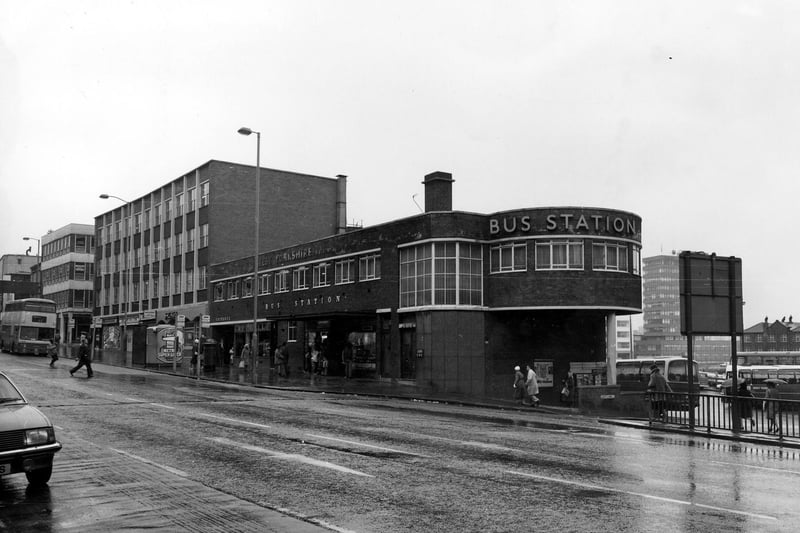 Vicar Lane showing the West Yorkshire Road Car Company Bus Station in October 1980. The junction with Lady Lane is on the right.