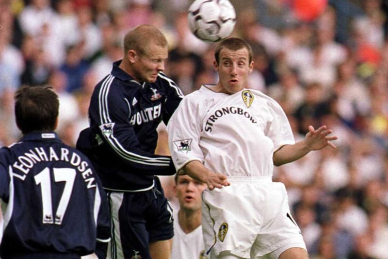 Lee Bowyer clashes with Tottenham Hotspur's Ben Thatcher.