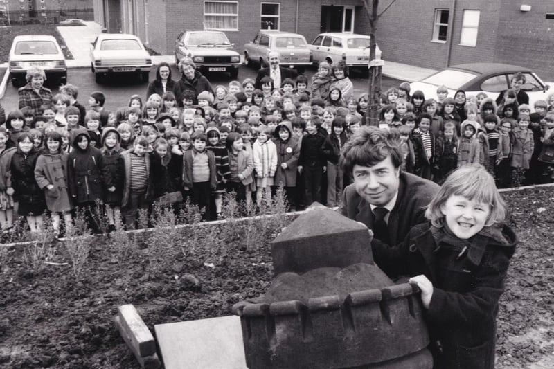 A piece of the past was planted in the grounds of the new brand new Castleton Primary School in March 1981.  Pupils and staff of Castleton, dubbed "the school for scandal" when it was in its Victorian Armley Road premises, had the 100-year-old castle-shaped gatepost top as a\ keepsake.