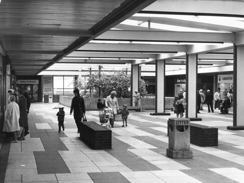 Inside Seacroft Shopping Centre in July 1973.
