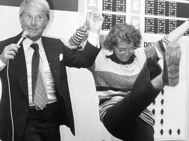 Ernie Wise opened the Coral Bingo Hall at Seacroft in August 1979 but found himself upstaged by 65-year-old Amy Larkin.
