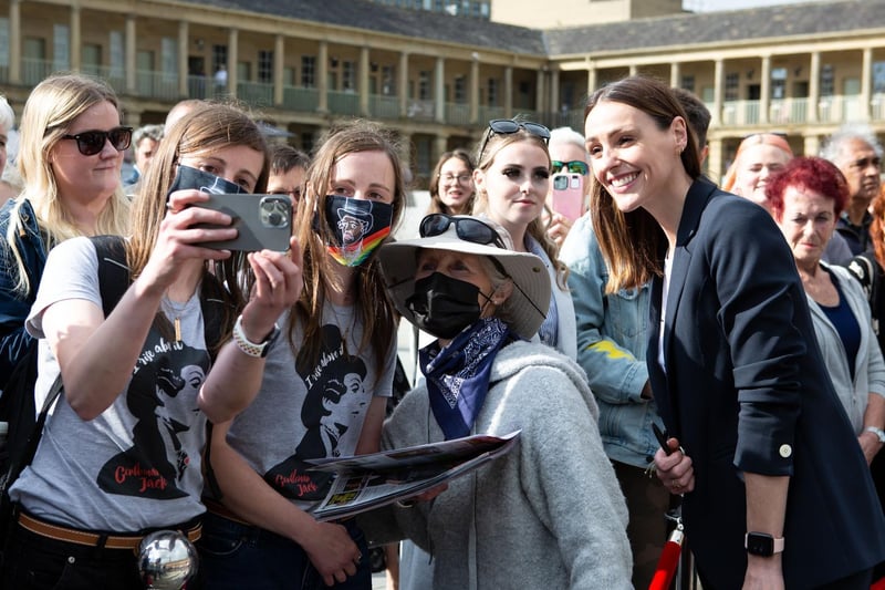 Gentleman Jack actress Suranne Jones poses for photos with fans at The Piece Hall
