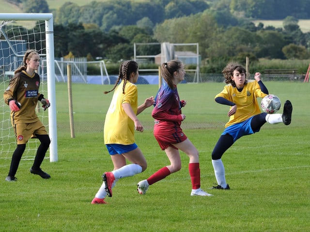 PHOTO FOCUS - Scarborough Ladies U15s 4 Shiptonthorpe 1

Photo by Richard Ponter