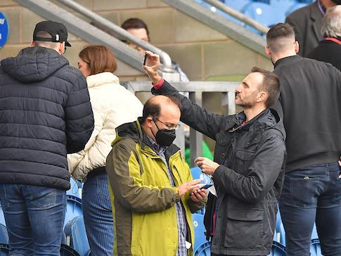 Burnley v Norwich fan photos. Credit: Dave Howarth/CameraSport