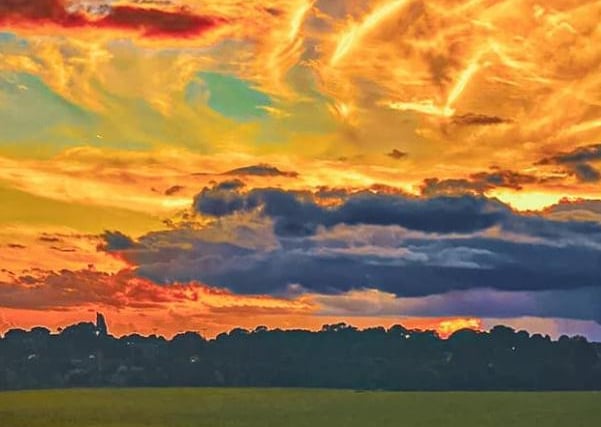 Jade Turton captured this amazing sunset whilst horse riding in Hemsworth.