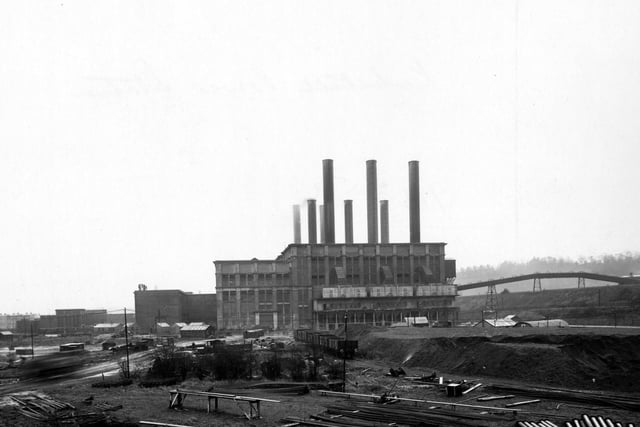 Kirkstall Power Station in December 1944.