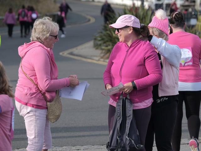 Runners arrive at the