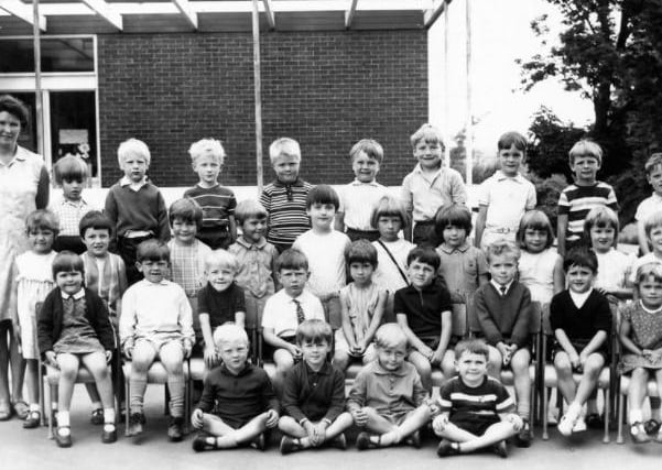 Castle Grove Infants School, Sandal, 1st year/reception class summer 1968. (Shared by John Knight)