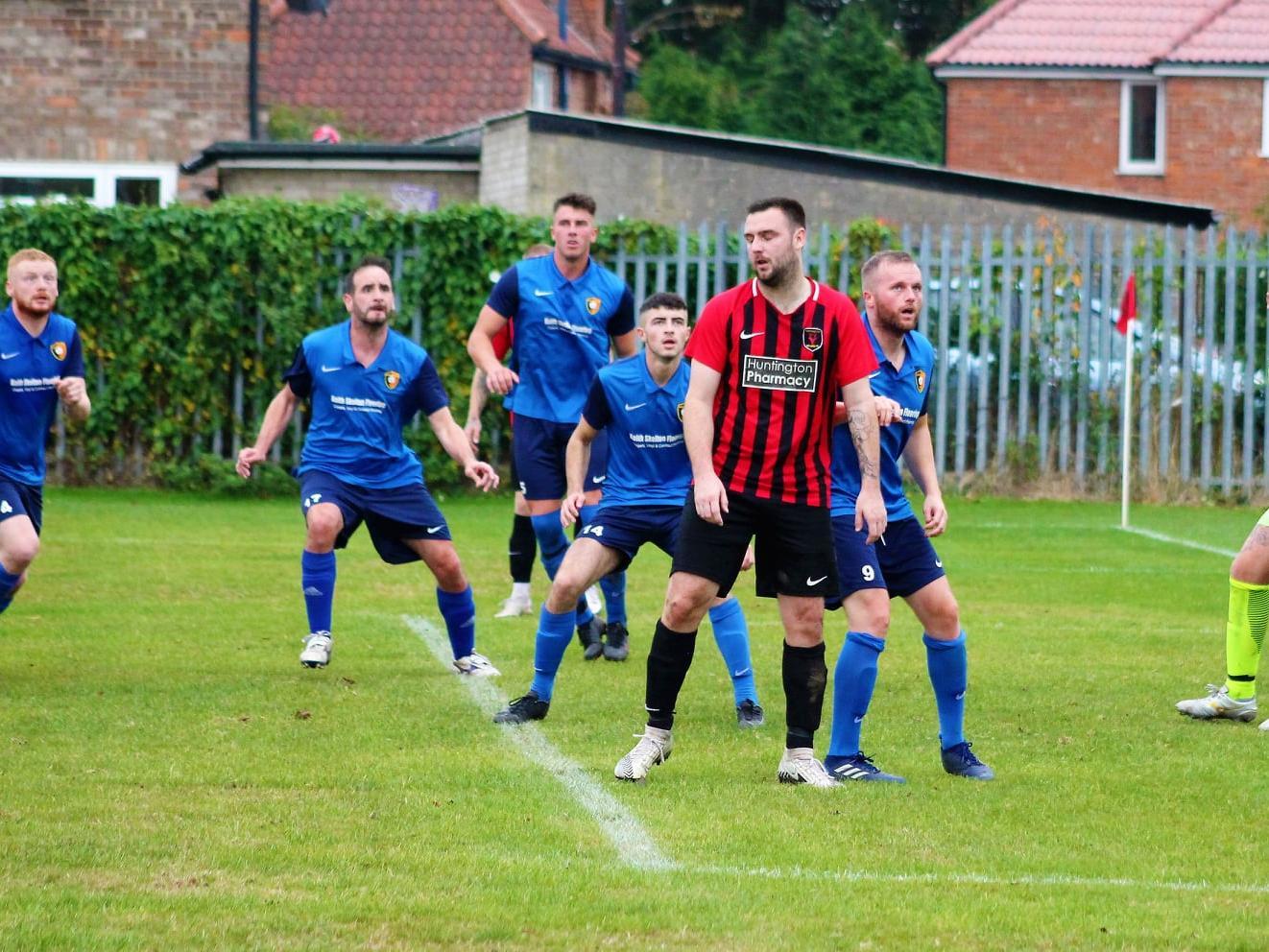 PHOTO FOCUS - Huntington Rovers 3 Edgehill 2

Photos by Alec Coulson