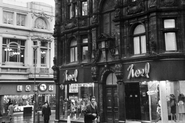Noel Fashions on the corner of Lands Lane and Commercial Street pictured in January 1971. Lotus shoes is in the background.