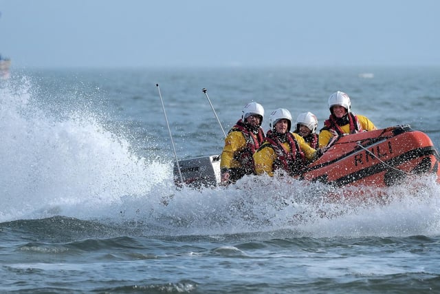 The lifeboat in action.