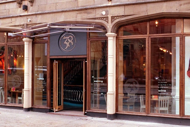 Do you remember 38 on The Headrow pictured in November 1998?