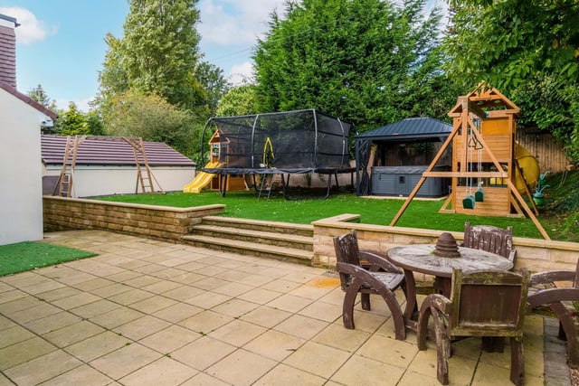 This property includes a detached garage and low maintenance garden and terraced areas, ideal for summer entertaining. There is also plenty of space for children to enjoy with the current owners having both a swing set and trampoline.