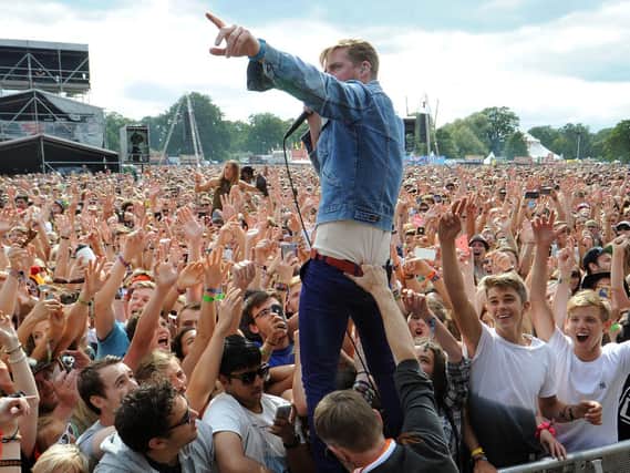 Leeds United fan Ricky Wilson is the frontman for indie rock band Kaiser Chiefs.