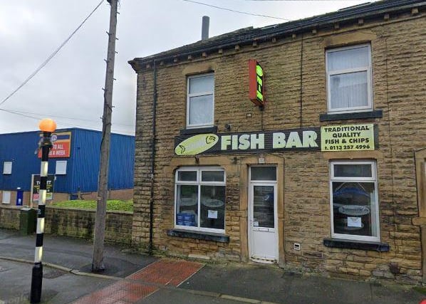 "Eaten here twice, both times I’ve been impressed with the taste, quantity and cost. I’m not sure I’ve ever had a fish this big from any other fish and chip shop! I will be going here again."