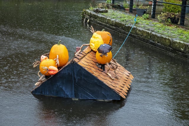 A flooded pumpkin family on the Rochdale Canal