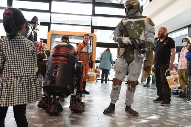 Dark R2D2 and Boba Fett stopped by for the day.