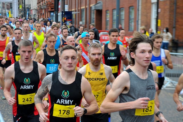 A group of army servicemen entered the 10k