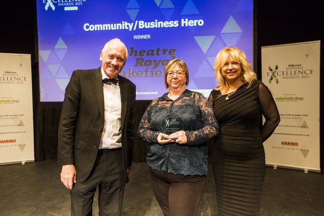Community / Bussines Hero Award. From the left, Host Harry Gration, Sarah Shooter from winner Theater Royal Wakefield, and Camille Johnson from PAB Studios.