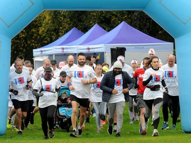 Runners at the start of the race.