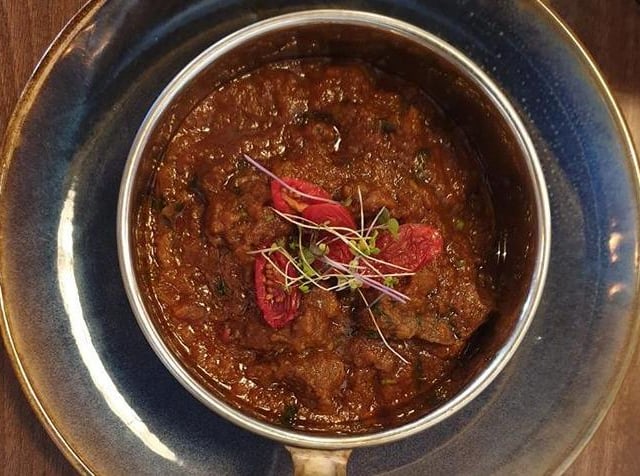 Goan restaurant De Baga offers casual fine-dining in the heart of Headingley. The menu is centred around rice, seafood, coconut, vegetables and chicken - seasoned with traditional Goan spices.