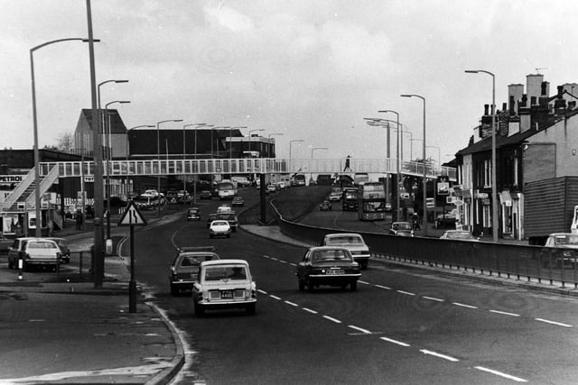 A view of York Road taken from the junction with Lupton Avenue and looking towards the Shaftesbury cinema in May 1975.