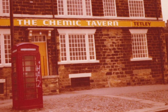 The Chemic Tavern at Woodhouse in October 1979.