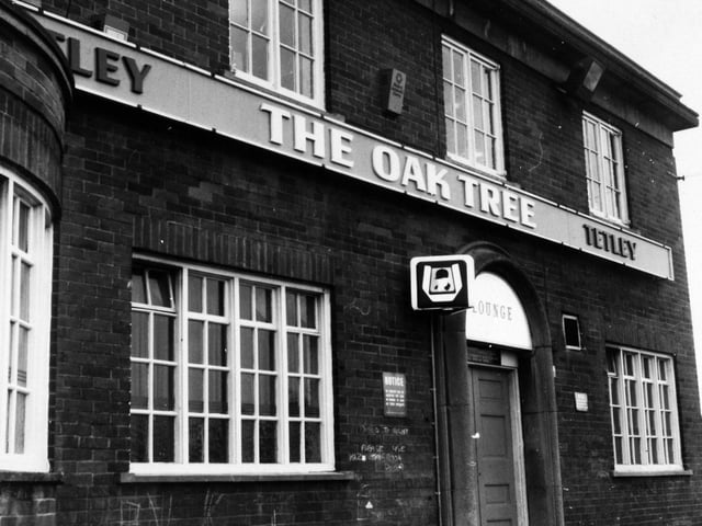 The Oak Tree pictured in January 1978.