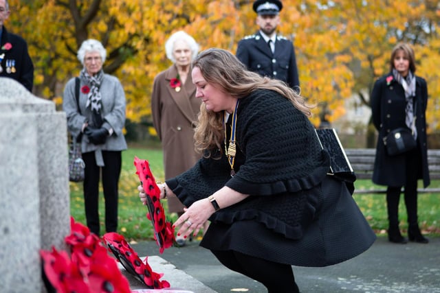 Brighouse marks Remembrance Sunday with service and wreath-laying